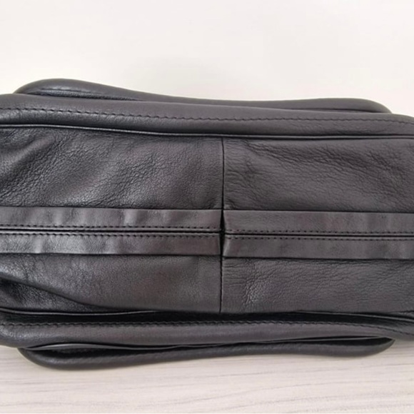 Chloe Paraty - Picture 6 of 6